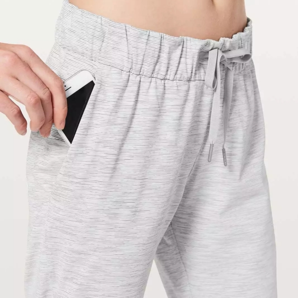 Lululemon On The Fly Pant